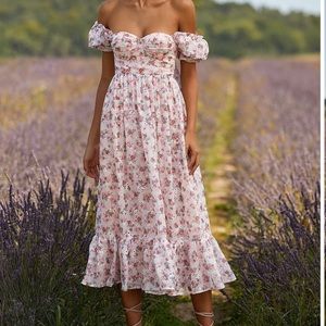 Alamour the Label Aileen dress